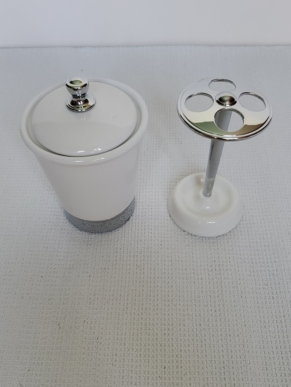 York White Ceramic/Chrome Lidded Canister and Toothbrush Holder Set
